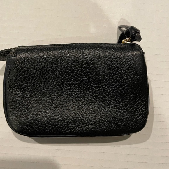 Kate Spade Black Leather Zip Wallet/ Card Holder - Picture 2 of 8